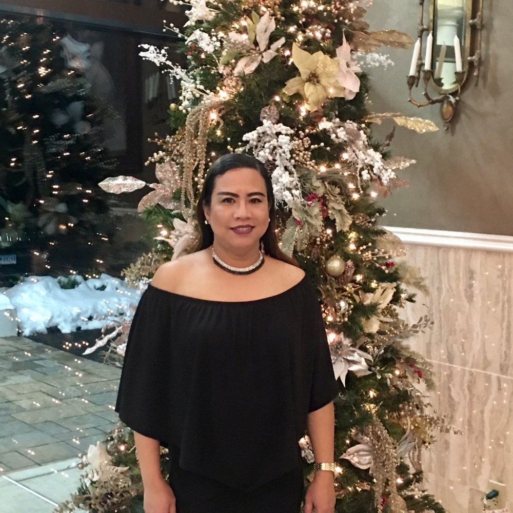 Meet your Posher, Rowena